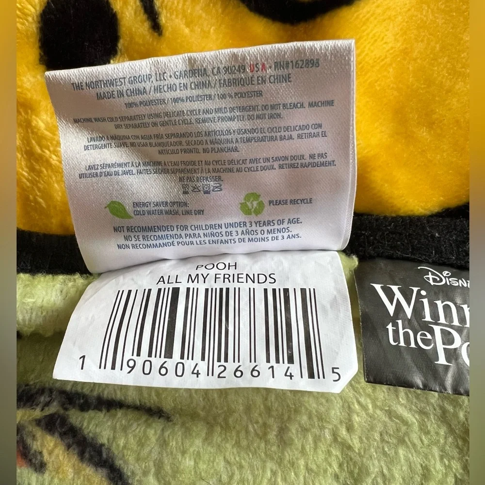 Winnie Pooh All My Friends Fleece Blanket Northwest Disney Tigger Piglet Eeyore
